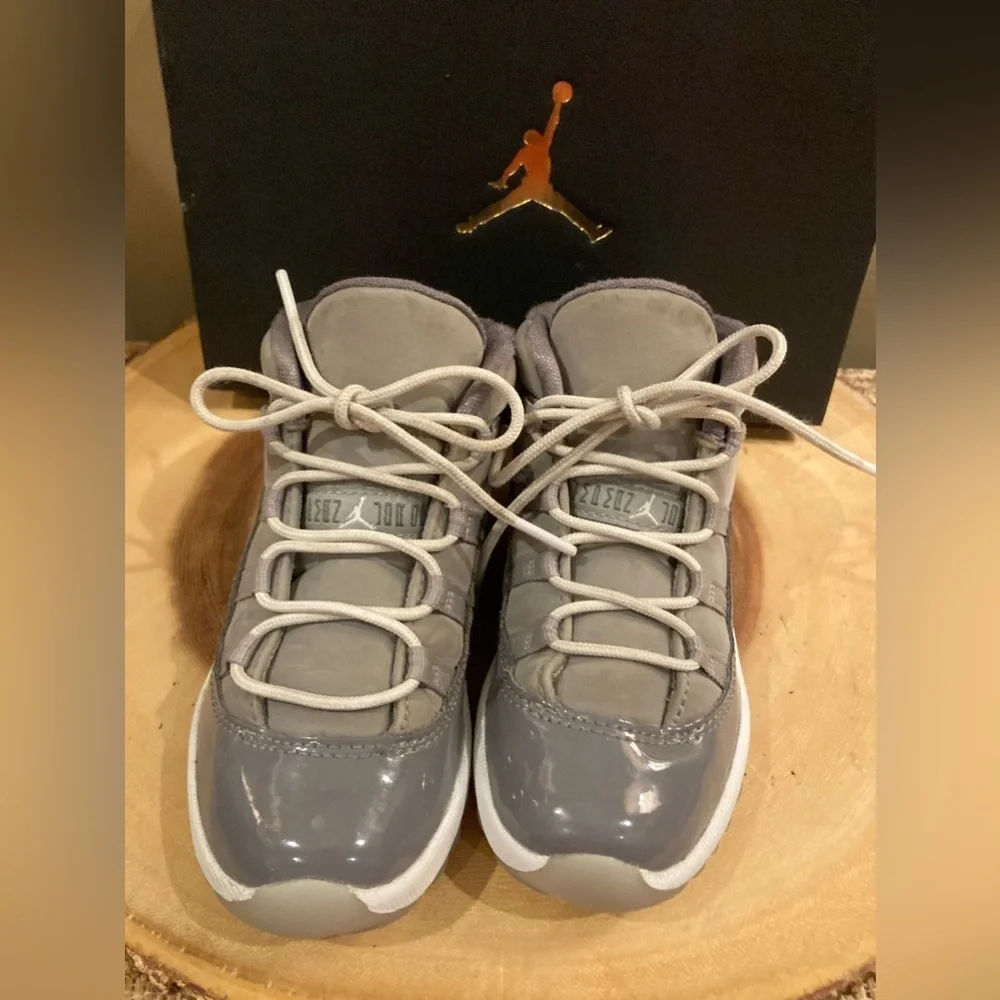 Nike Air Jordan‎ 11 Retro TD Cool Grey Toddler Sneakers Size 9C 378040-005 W/box